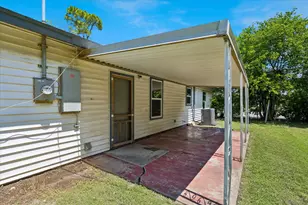 321 Lorna St, Burleson, TX 76028 - Photo 24