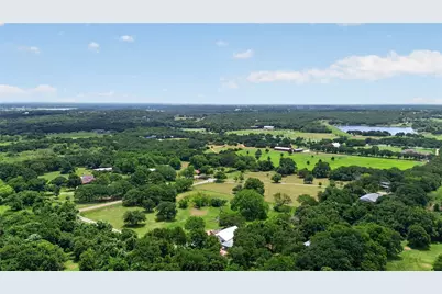 1300 Shannon Drive, Cleburne, TX 76031 - Photo 2