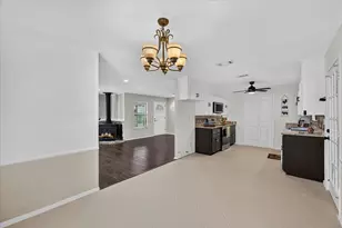 1300 Shannon Dr, Cleburne, TX 76031 - Photo 14