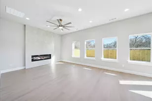 113 Church St, Waxahachie, TX 75165 - Photo 4