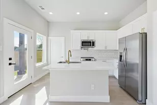 113 Church St, Waxahachie, TX 75165 - Photo 8