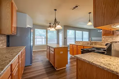 7000 Herman Jared Drive, North Richland Hills, TX 76182 - Photo 14