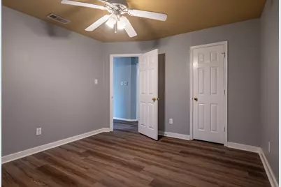 7000 Herman Jared Drive, North Richland Hills, TX 76182 - Photo 36