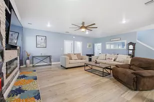 222 Wedgewood Dr, Mabank, TX 75156 - Photo 10