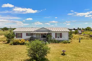 3321 Cobbler Ln, Joshua, TX 76058 - Photo 8