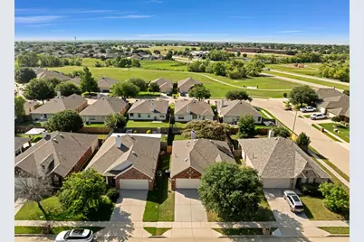 14124 Snaffle Bit Trail, Fort Worth, TX 76052 - Photo 24