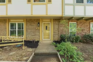 306 Westview Terrace, Arlington, TX 76013 - Photo 2