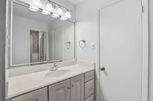306 Westview Terrace, Arlington, TX 76013 - Photo 22