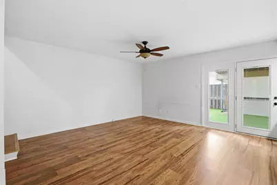 306 Westview Terrace, Arlington, TX 76013 - Photo 10