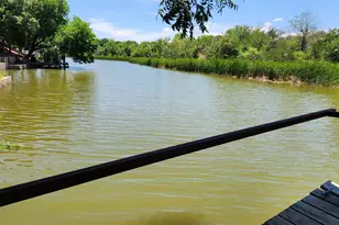 3307 Robinson Creek Dr, Granbury, TX 76048 - Photo 2