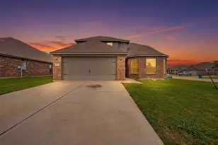 1000 Tumbleweed Trail, Crowley, TX 76036 - Photo 1