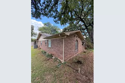 5207 Apache Court, De Cordova, TX 76049 - Photo 2