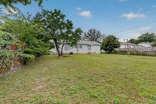 1304 Sylvan Dr, Garland, TX 75040 - Photo 30