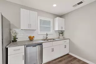 1304 Sylvan Dr, Garland, TX 75040 - Photo 12