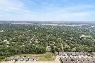 2203 Foxcroft Cir, Denton, TX 76209 - Photo 36