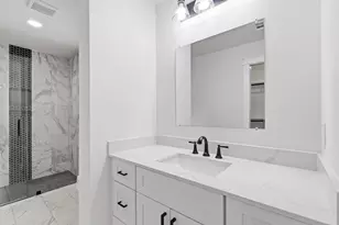 2203 Foxcroft Cir, Denton, TX 76209 - Photo 18