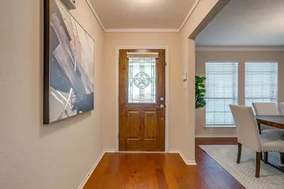 2907 Creekwood Drive, Grapevine, TX 76051 - Photo 6