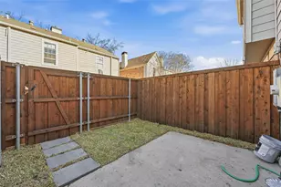 73 Winchester Dr, Euless, TX 76039 - Photo 18
