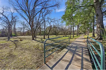 73 Winchester Drive, Euless, TX 76039 - Photo 22