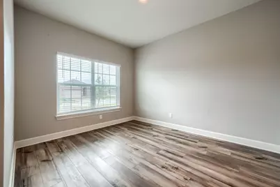 909 Emerson Drive, Anna, TX 75409 - Photo 4