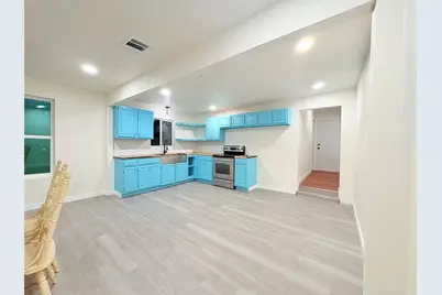 905 2nd St, Graham, TX 76450 - Photo 8
