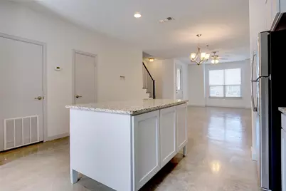 3427 W 6th Street, Fort Worth, TX 76107 - Photo 10