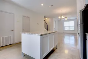 3427 W 6th St, Fort Worth, TX 76107 - Photo 10
