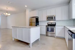 3427 W 6th St, Fort Worth, TX 76107 - Photo 8