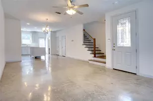 3427 W 6th St, Fort Worth, TX 76107 - Photo 2