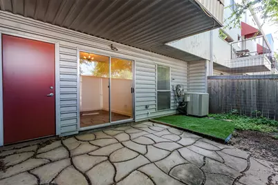 1429 Caddo Street #B, Dallas, TX 75204 - Photo 34