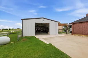 430 Ridgecrest Pl, Sanger, TX 76266 - Photo 34