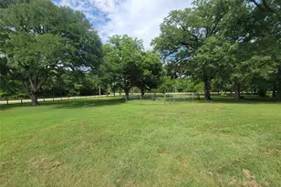 525 Estates Dr, Copper Canyon, TX 75077 - Photo 16