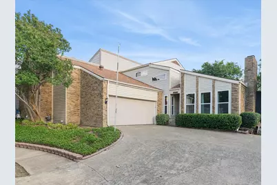 2812 Prescott Drive, Carrollton, TX 75006 - Photo 2