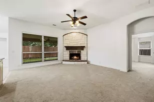 513 Harvest Trl, Midlothian, TX 76065 - Photo 10