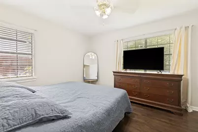 211 Brazos Street, Garland, TX 75041 - Photo 18