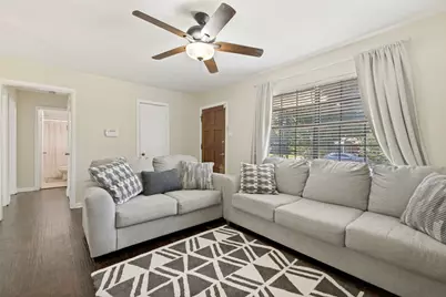 211 Brazos Street, Garland, TX 75041 - Photo 8