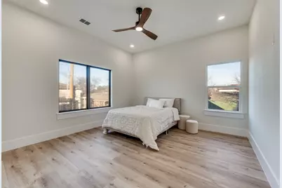 1836 Pueblo Street, Dallas, TX 75212 - Photo 22