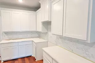 749 J L Dr, Valley View, TX 76272 - Photo 12