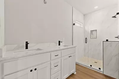 749 J L Drive, Valley View, TX 76272 - Photo 18