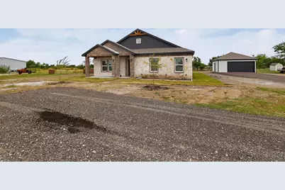 749 J L Drive, Valley View, TX 76272 - Photo 10