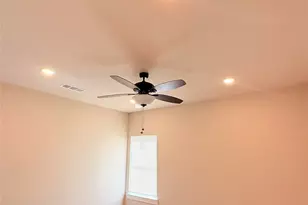 749 J L Dr, Valley View, TX 76272 - Photo 22