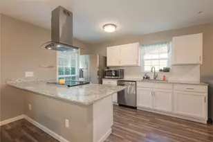 2211 Yewpon Dr, Carrollton, TX 75007 - Photo 10
