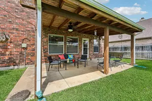 2721 Elderberry Ln, Little Elm, TX 75068 - Photo 16