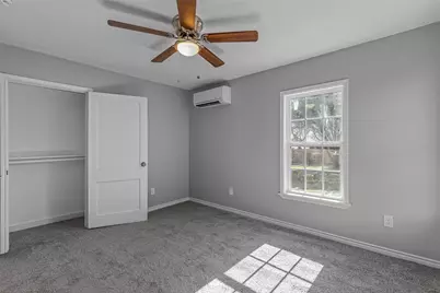 2706 Emmett Street, Dallas, TX 75211 - Photo 6