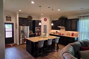 7802 Bella Way, Arlington, TX 76001 - Photo 10