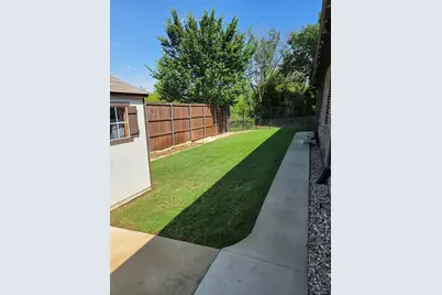 7802 Bella Way, Arlington, TX 76001 - Photo 32