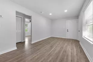 1300 E Fogg St, Fort Worth, TX 76115 - Photo 12