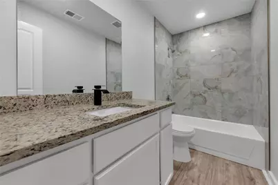 1300 E Fogg Street, Fort Worth, TX 76115 - Photo 14