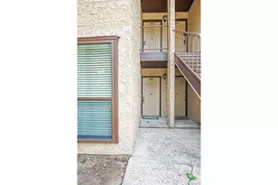 1100 Calico Ln, Arlington, TX 76011 - Photo 16