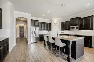 2002 Milano Ln, Lewisville, TX 75077 - Photo 10